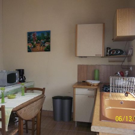 Alaguyauder Le Studio Chatillon-sur-Broue Exteriér fotografie